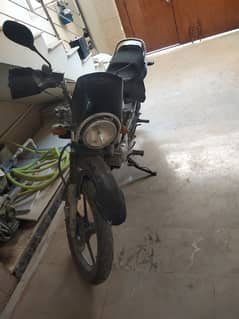 Yamaha YBR G125