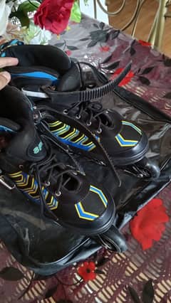 Skating Shoes High Quality (Bhalwal Sargodha people contact)