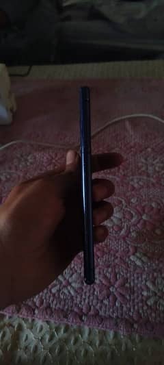 Sony Xperia 5. Contact number:+92 313 0707988