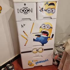 kids wardrobe