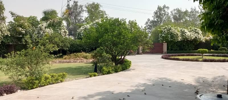 8 Kanal Luxury Farmhouse for Sale on Bedian Road, Lahore 8