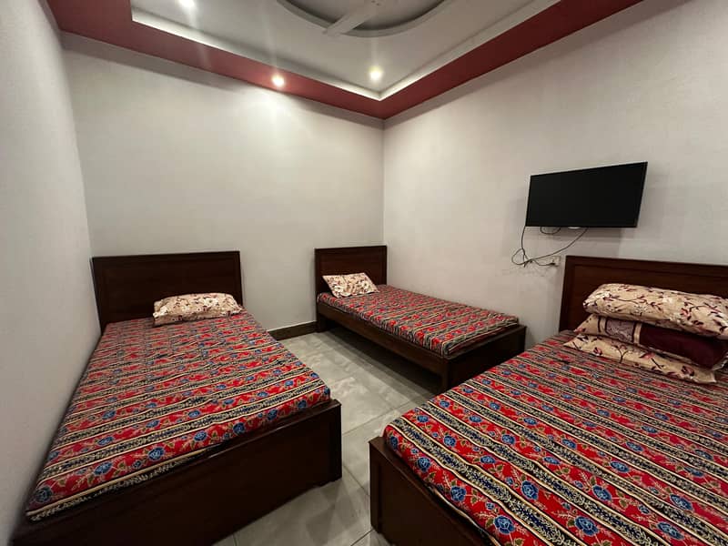 Affordable and Comfortable GIRL Hostel Near DHA Main Boulevard Phase 3 1