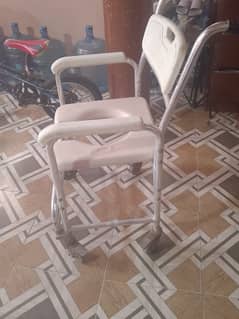 Wheel chair plus poti chair