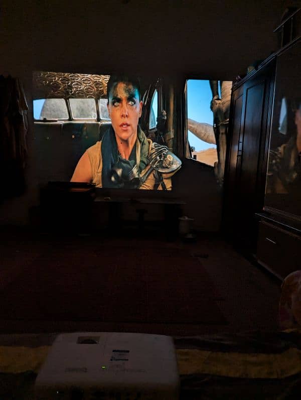 BenQ w1090 cinema projector . . . . . . optoma Epson Bose kef Klipsch 2