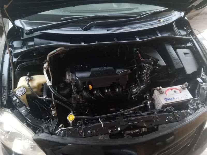 Toyota Corolla XLI 2013 total genien except 3 piecessides 9