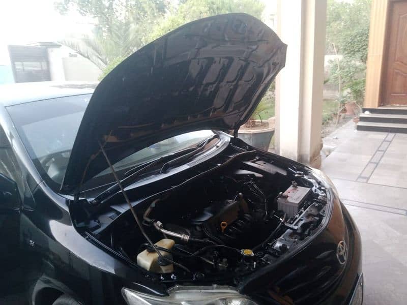 Toyota Corolla XLI 2013 total genien except 3 piecessides 12