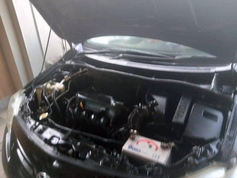Toyota Corolla XLI 2013 total genien except 3 piecessides 13
