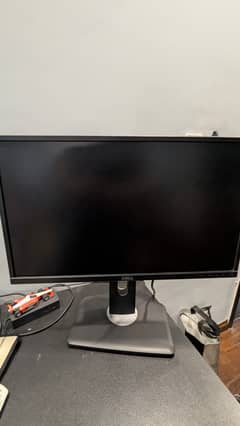 Dell 24 inch HD monitor / monitor / monitor for sale