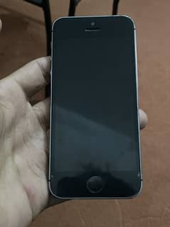 iPhone 5s pta approved 16gb
