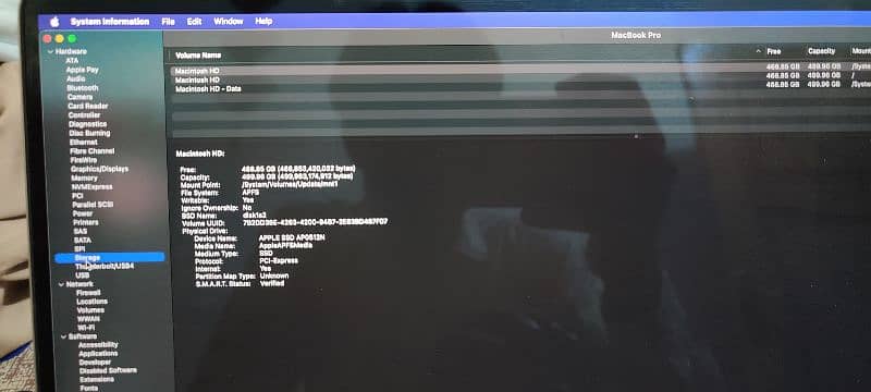 MacBook Pro 2019 16 inches i9 32/4/512 3