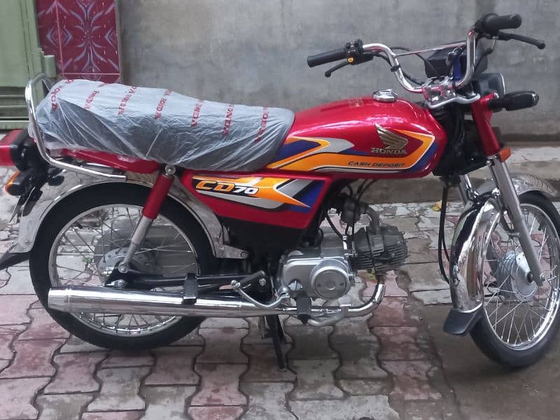 Honda cd 70 lush condition urgent sale please only call 0