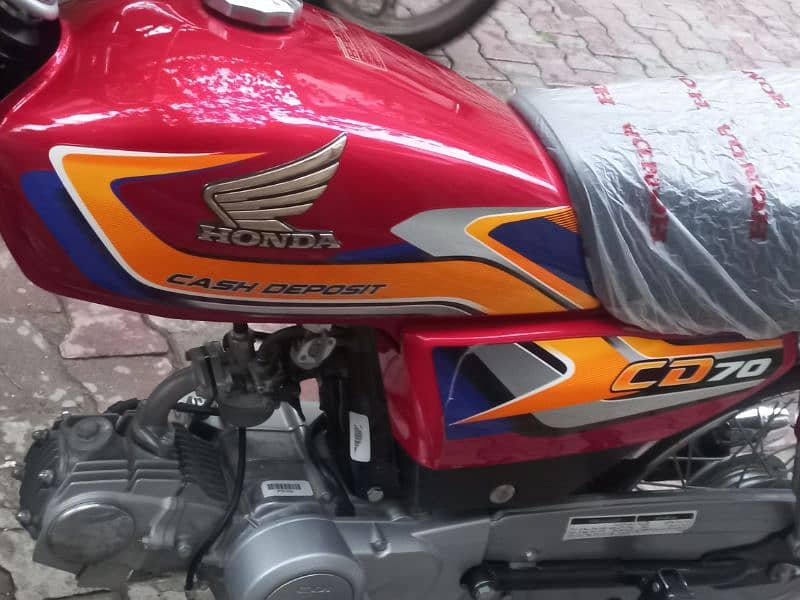 Honda cd 70 lush condition urgent sale please only call 4