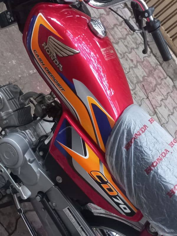 Honda cd 70 lush condition urgent sale please only call 11
