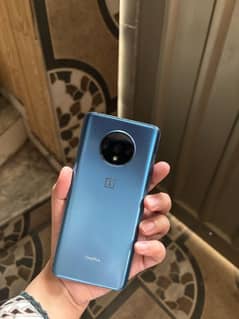 OnePlus 7T WITH BOX 12GB/256GB (5 is extendable)