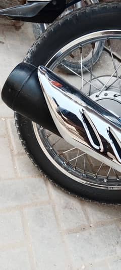 125 2024 ka silencer hai