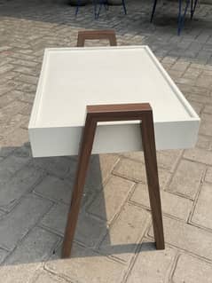 Tray