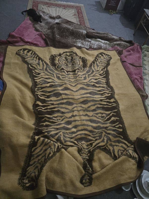 MORA Blanket and Sindhi Handmade Heavy Rilli and blanket for sale 18