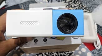 Mini Projector HD (Box pack)