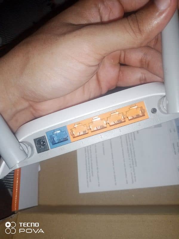 TP-LINK Router with 2 hours backup powerbank 3