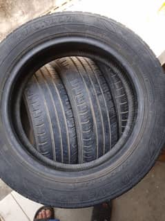 Dunlop four tyre