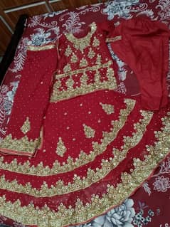 Bridal Lehnga For sale small size complete set