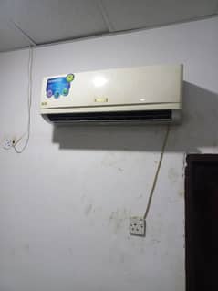 Kenwood 1 ton sada AC, non inverter