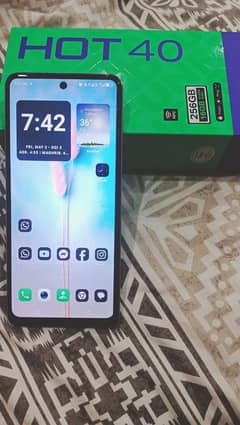 INFINIX HOT 40