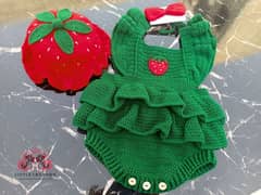 Trendy kids Fashion – bracelet, hair accessories, Sweaters & More!