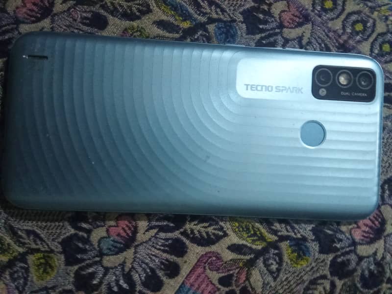Tecno Spark Go 2
