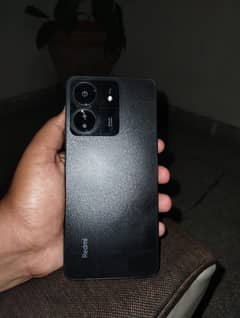 redmi 13 c one hand uses