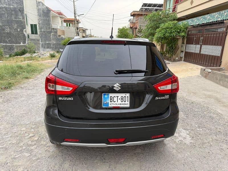 Suzuki S cross 5