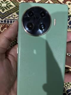 Tecno spark 20 pro plus