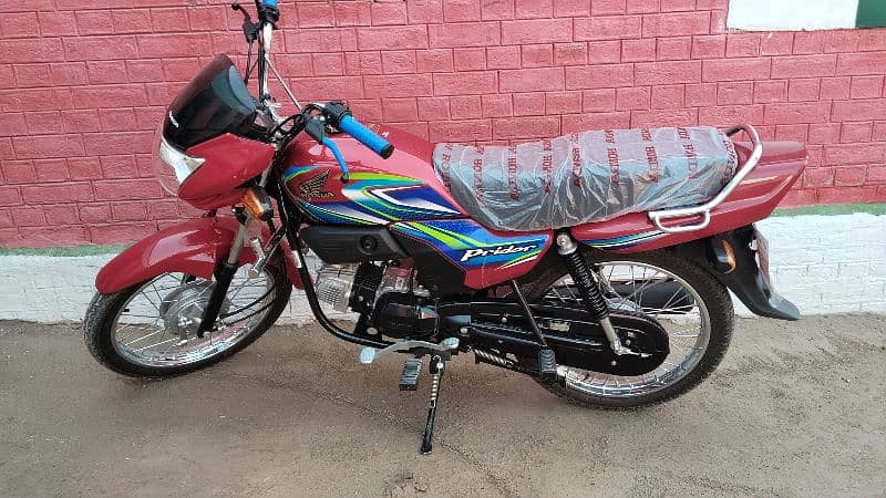 new priodor 2025 model  Number b Laga hwa ha 1600 km chali hwe ha 4
