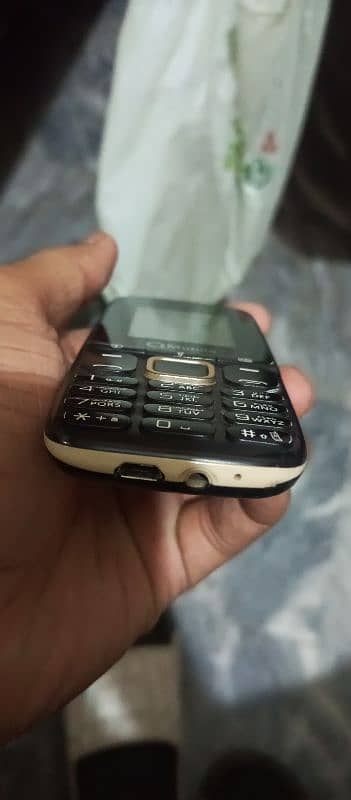 9/10 condition almost new mobile use just 5 month's working fine 3