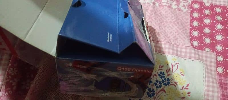 9/10 condition almost new mobile use just 5 month's working fine 4