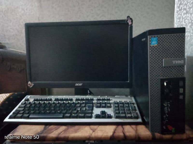 Window 20 PC with keyboard, Bluetooth and WiFi chips. 0