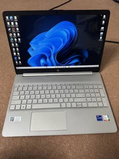 Hp 15s core i7 12 generation 8/512