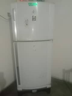 Dawlance fridge 03137501594/03018503544
