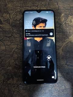 Tecno LC8