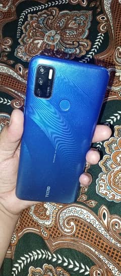 Tecno spark 5 air 2/32