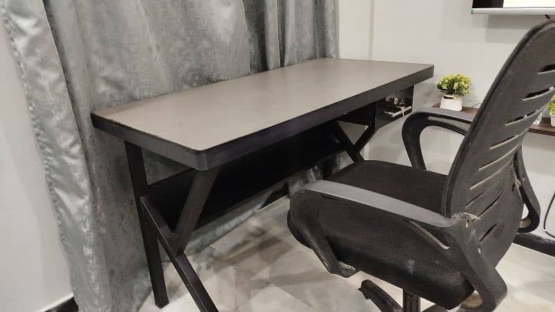 Computer Table Office Table Gaming Tables 1
