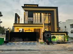 10 MARLA BRAND NEW LUXURY HOUSE FOR SALE