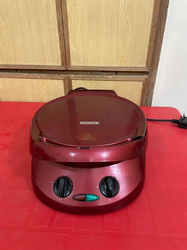 Tower Electric Medium Size Pizza Maker 8