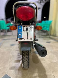 brand new honda 125 only 7500 km running