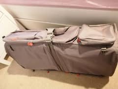 Delta baby bag and cot  2 in 1