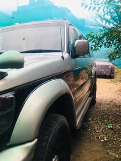 Mitsubishi Pajero 1993