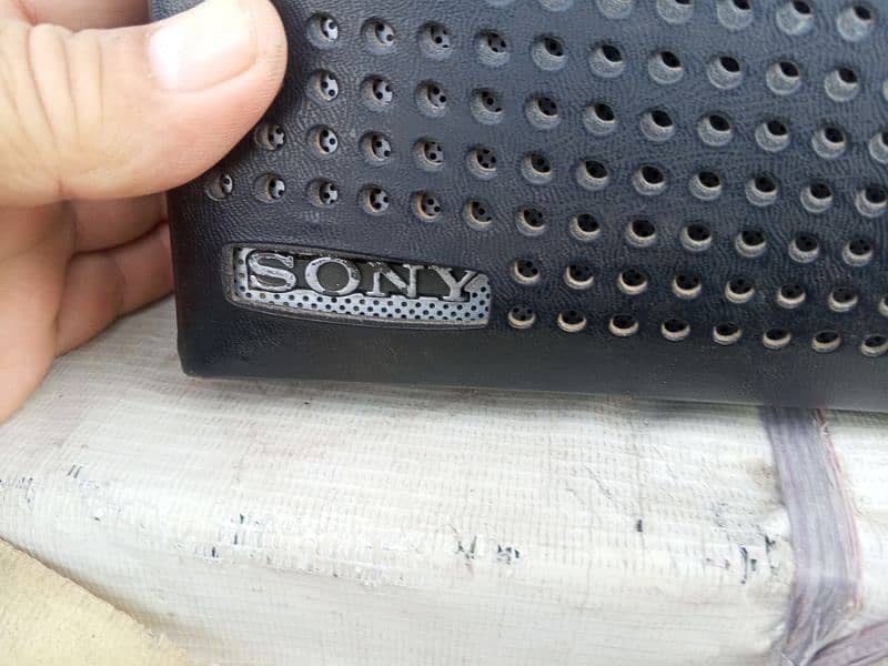 Radio Sony 4 band 1