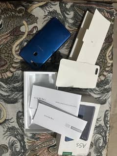 Oppo a5 3/32 With box