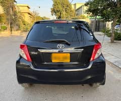 Toyota Vitz 2011 registered 2014 Automatic 1.0 own engine