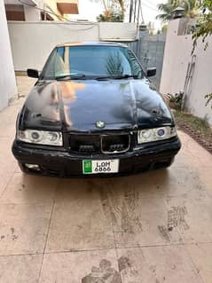 BMW E36 1992 V8